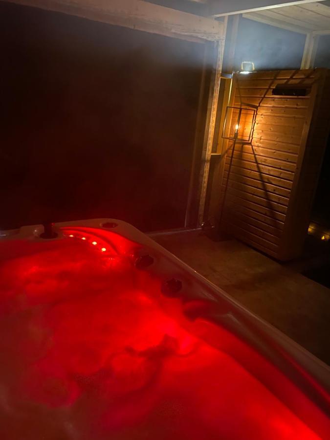 Loveyou Villalunoterie Futuroscope Piscine Spa 4Pers Oyre Ngoại thất bức ảnh